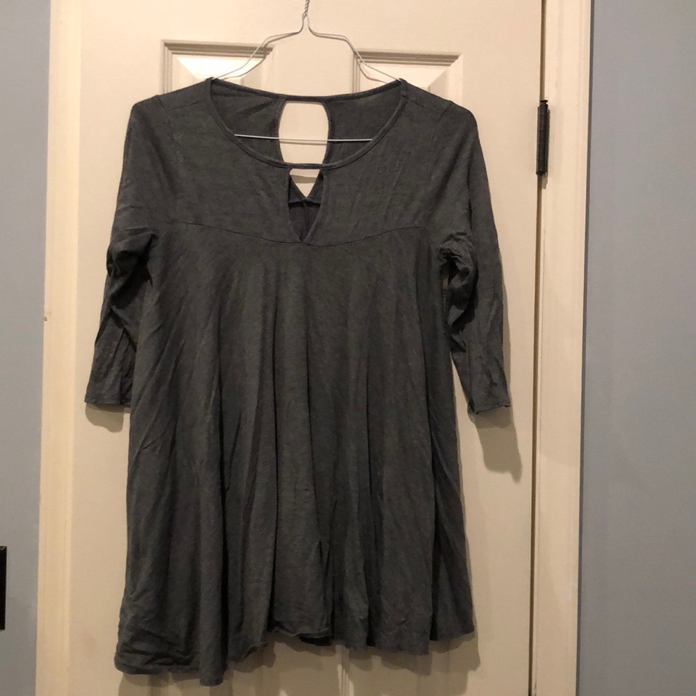 Grey maternity keyhole top
